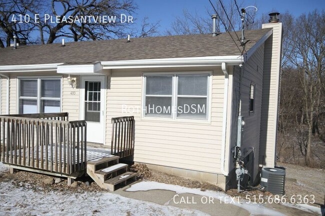 property at 410 E Pleasant Vw Dr