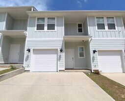 9434 Nature Crk Ln in Bellview, FL - Building Photo