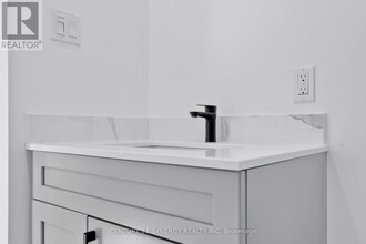 598 Kirkwood Ave in Ottawa, ON - Building Photo - Building Photo