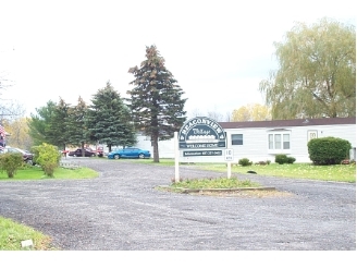 Beaconview Village in Ithaca, NY - Foto de edificio - Building Photo