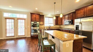 10607 School St in Fairfax, VA - Building Photo - Building Photo