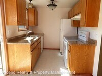 7865 SW Fanno Creek Dr photo'