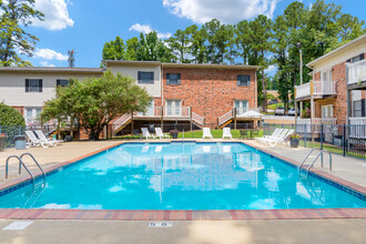 Vestavia Park Apartments in Vestavia Hills, AL - Building Photo - Building Photo