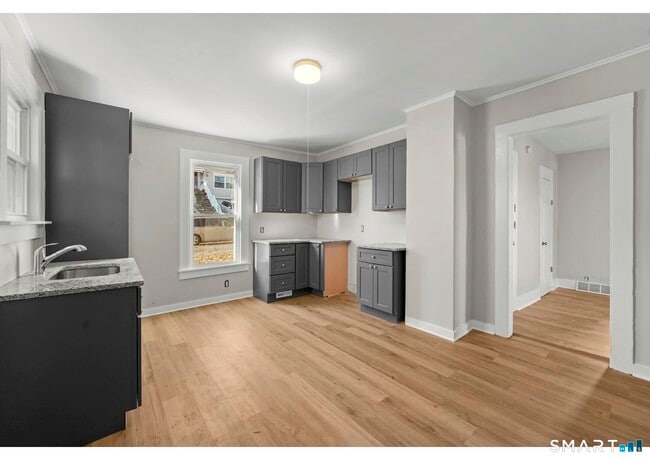 45 New St in Shelton, CT - Building Photo - Building Photo