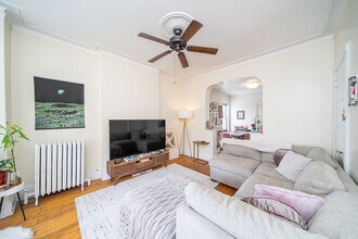 508 Hudson Ave, Unit #3 in Weehawken, NJ - Foto de edificio - Building Photo