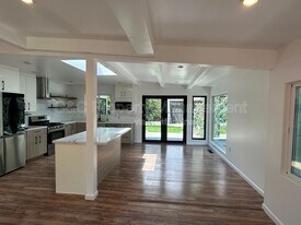 1784 Rex St in San Mateo, CA - Building Photo
