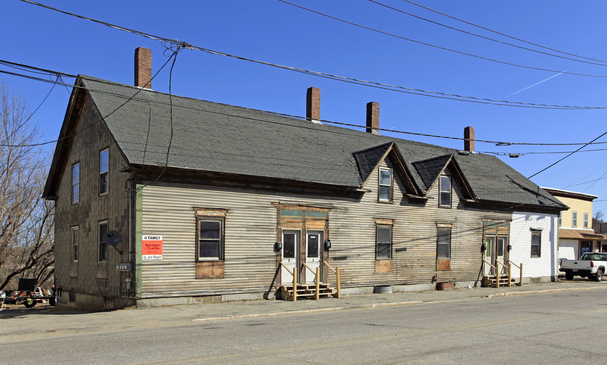 9 Bond St in Augusta, ME - Building Photo