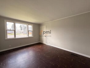 3003 Oakdale Ave in La Porte, IN - Building Photo - Building Photo