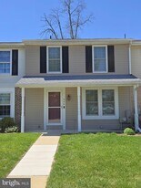 348 Barclay St in Coatesville, PA - Building Photo