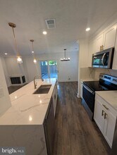 2932 McGee Way in Olney, MD - Foto de edificio - Building Photo