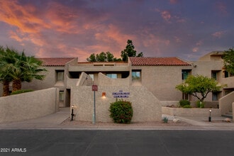 7316 N Vía Camello Del Norte-Unit -103 in Scottsdale, AZ - Foto de edificio - Building Photo