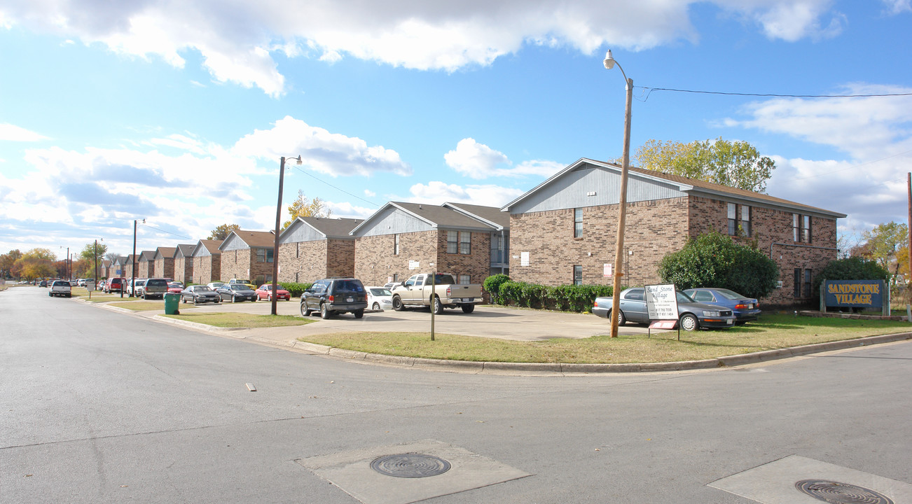 Sandstone Apartments in Haltom City, TX - Building Photo