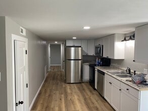5743 Dr Thomas Walker Rd in Rose Hill, VA - Building Photo - Building Photo