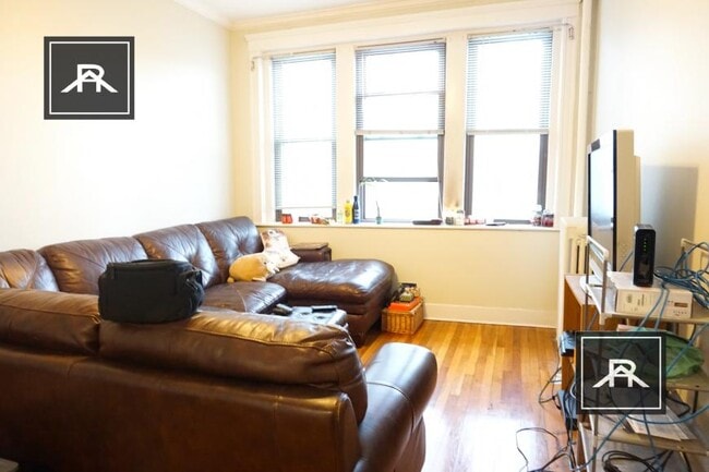 153 Strathmore Rd in Boston, MA - Building Photo - Building Photo