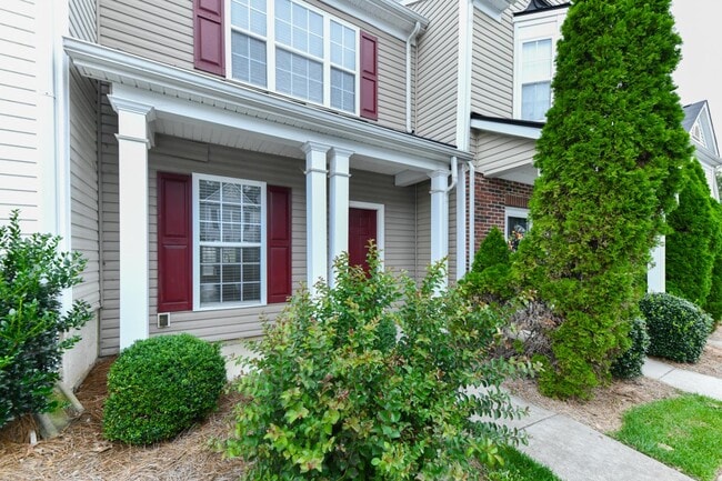 property at 4006 Tarrant Trace Cir
