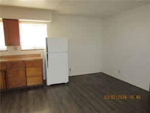 3829 N Roosevelt St in Kingman, AZ - Foto de edificio - Building Photo