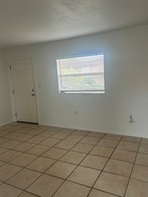 125 Cleveland Ave in Cocoa Beach, FL - Building Photo - Building Photo