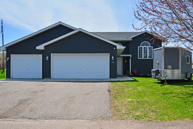 property at 802 Griffing Park Rd