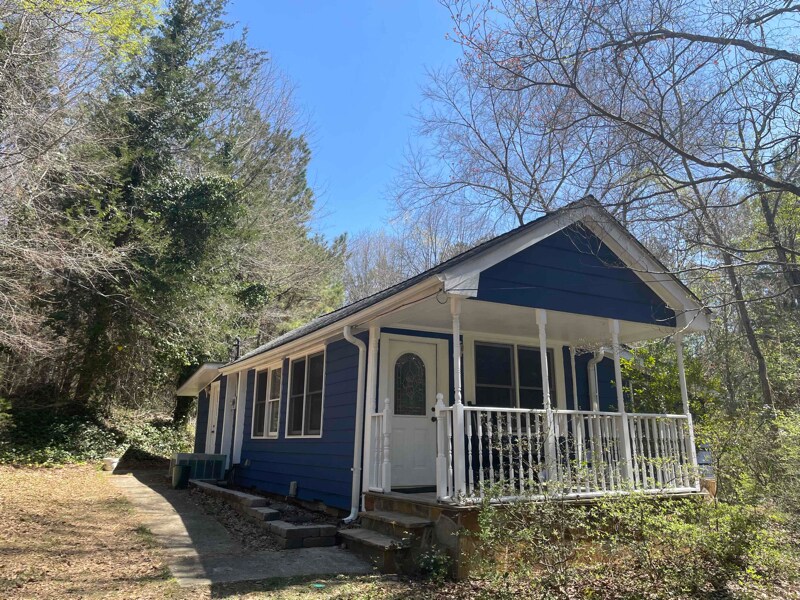 1143 Bethel Rd NW in Conyers, GA - Building Photo