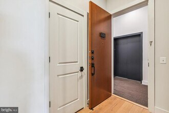 4308 Georgia Ave NW, Unit 502 in Washington, DC - Foto de edificio - Building Photo