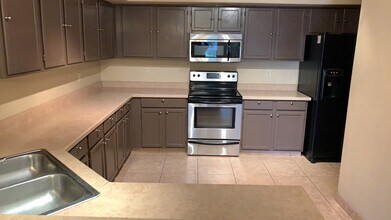 430 S Sunrise Dr in Gilbert, AZ - Building Photo - Building Photo