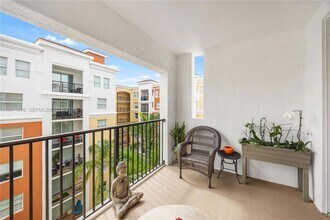17100 N Bay Rd, Unit 1810 in Sunny Isles Beach, FL - Foto de edificio - Building Photo