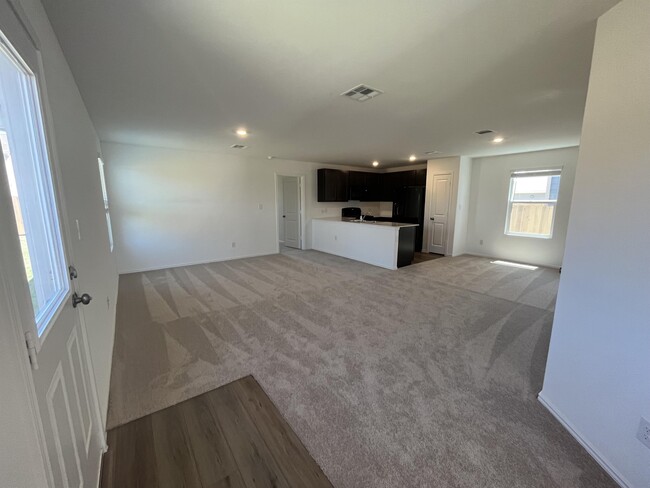 2314 Red Sky Dr in Lockhart, TX - Building Photo - Building Photo