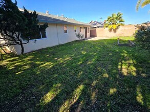 4323 Mt Henry Ave in San Diego, CA - Building Photo - Building Photo