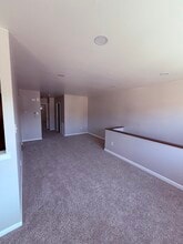 729 Solly Ave, Unit 1st Floor in Philadelphia, PA - Foto de edificio - Building Photo