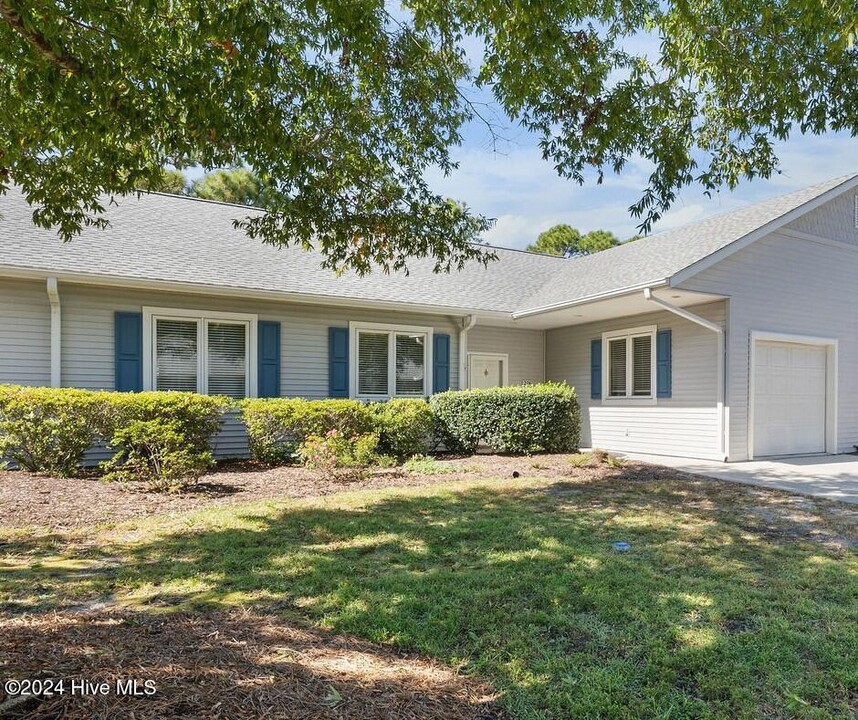 274 Bonnet Way SE in Southport, NC - Foto de edificio