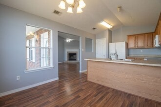 4393 Wigwam Dr in Biloxi, MS - Building Photo - Building Photo