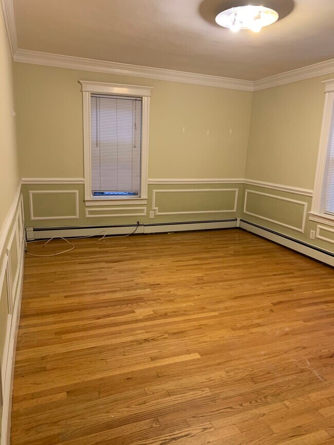15 Hewlett St, Unit 1 in Boston, MA - Building Photo - Building Photo