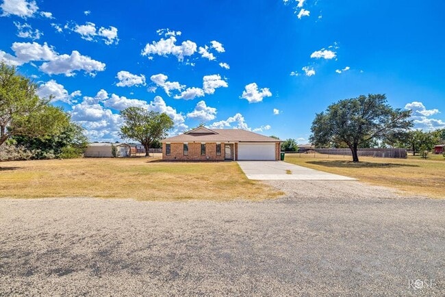 1013 Scott Ln in San Angelo, TX - Building Photo - Building Photo