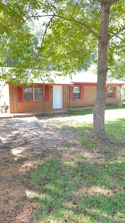 148 Edgeview Heights Rd in Greenville, AL - Building Photo