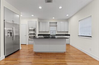 2202 Bastrop St in Houston, TX - Building Photo - Building Photo