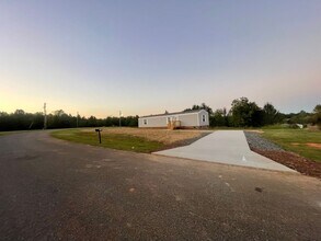 181 Nolan Rd in Lawndale, NC - Building Photo - Building Photo