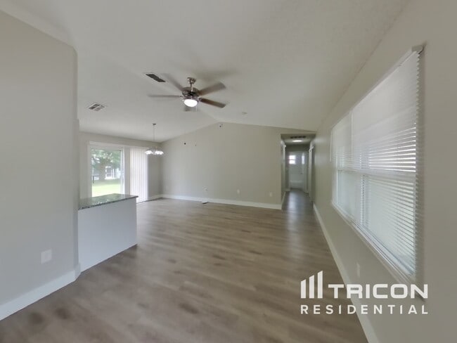 6623 Freeport Dr in Spring Hill, FL - Building Photo - Building Photo