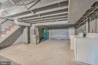 1915 E 29th St photo'