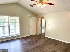 6619 Saganaw Dr in Rex, GA - Building Photo - Building Photo