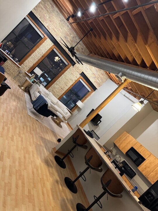 205 N Water St in Milwaukee, WI - Building Photo