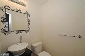 2002 Peggy Stewart Way in Annapolis, MD - Building Photo - Building Photo