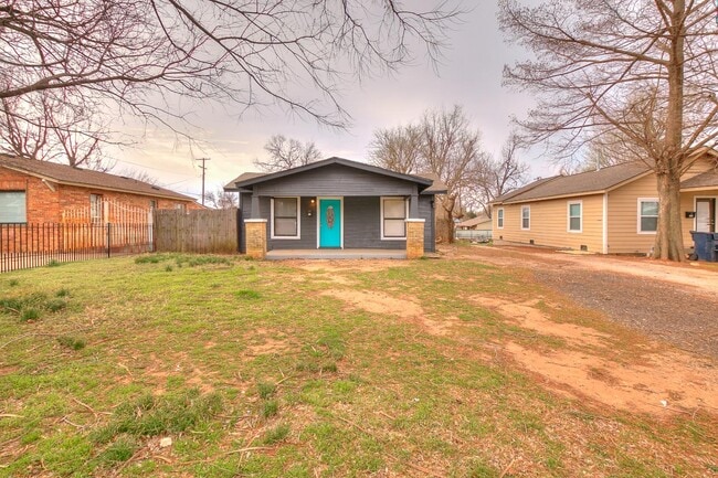 property at 316 SW 32nd St