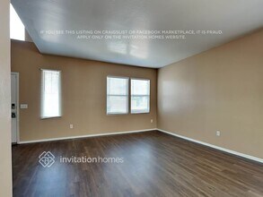 1323 S 121st Ln in Avondale, AZ - Foto de edificio - Building Photo