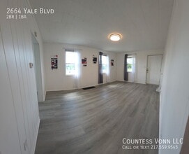 2664 Yale Blvd in Springfield, IL - Building Photo - Building Photo
