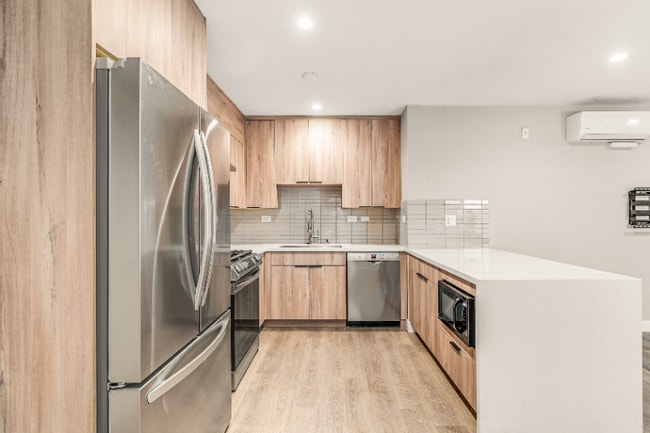 1307 Tamarind Ave in Los Angeles, CA - Building Photo - Building Photo