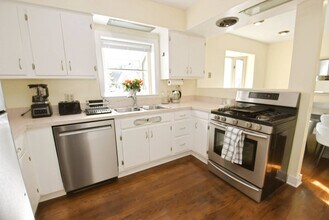 426 E Pokagon St in South Bend, IN - Building Photo - Building Photo