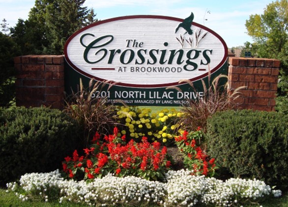 55+ Community- The Crossings at Brookwood in Minneapolis, MN - Foto de edificio - Building Photo