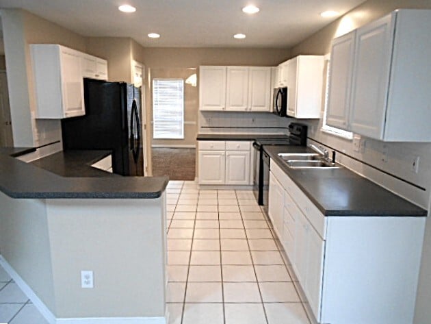 6185 Champions Dr in Westerville, OH - Building Photo - Building Photo