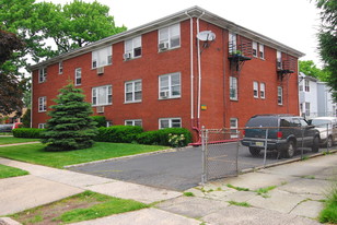 103 Myrtle St Apartments