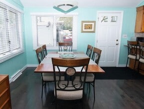 15 Treasure Rd in Narragansett, RI - Building Photo - Building Photo